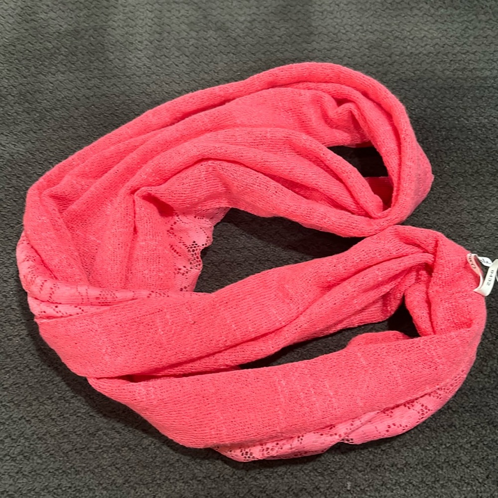 🟢10/$10 - scarf